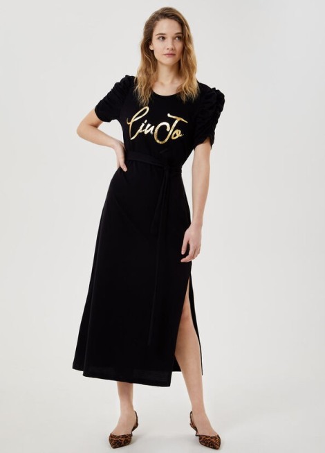 Vestido largo con cinturón