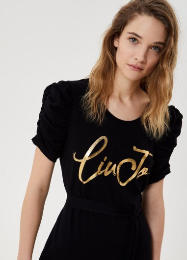 Vestido largo con cinturón