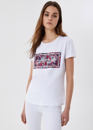 Camiseta con estampado