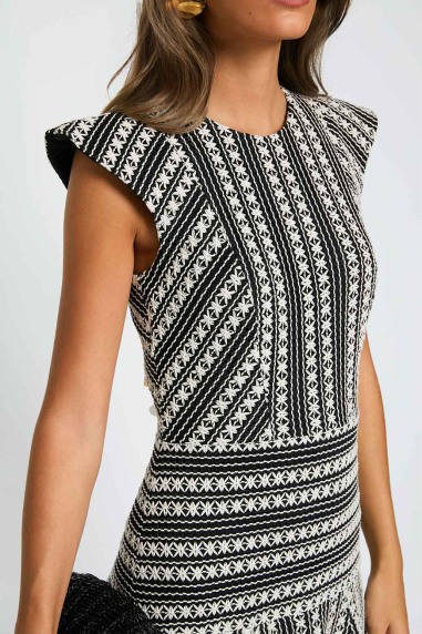 VESTIDO MOAS COLOR NUDE