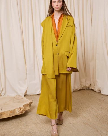 Blazer satinada pistacho 1151-115