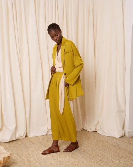 Blazer satinada pistacho 1151-115