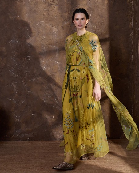 Vestido de tul bordado mostaza 6481-648