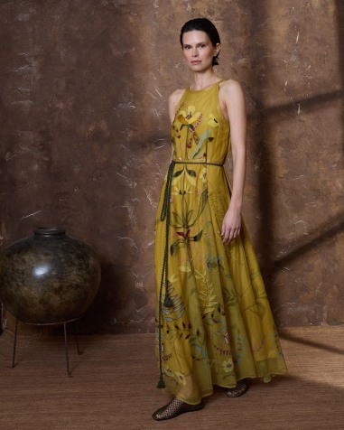 Vestido de tul bordado mostaza 6481-648