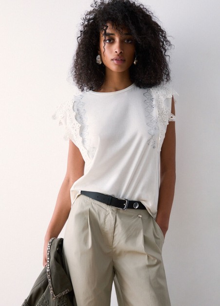 Camiseta con detalles de macramé WA6311
