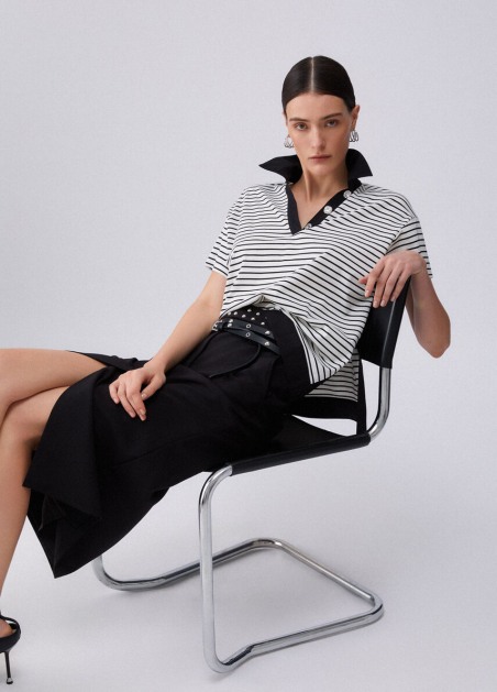 Camiseta a rayas con botones WA6495