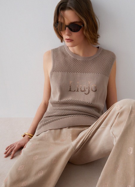 Top de punto caladoTA6112