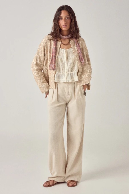 Akash Jacket Crisantemo Pearl  Maison Hotel