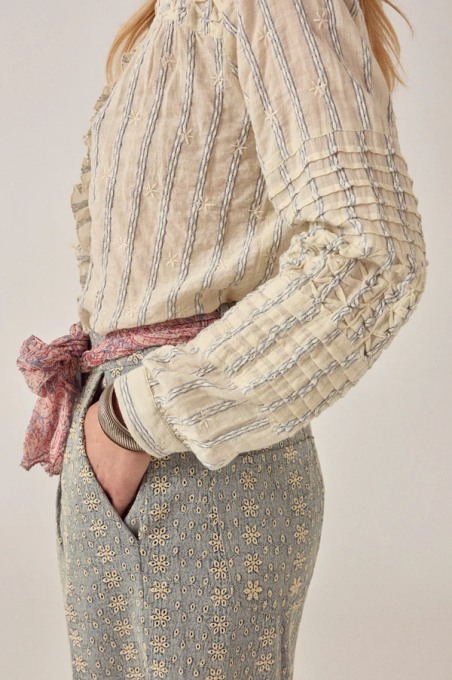 Elta Blouse Cloud Thread Maison hotel