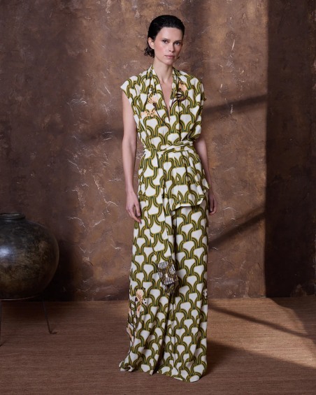 Top verde de viscosa estampado y bordado 4274-320 ( solo venta conjunto con pantalon)