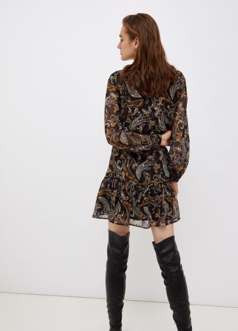 Vestido corto con cinturón tachuelas WF1277T4 2