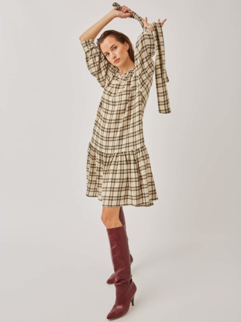 Vestido amplio de cuadros 1103.756
