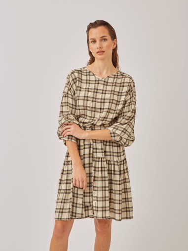 Vestido amplio de cuadros 1103.756