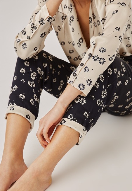 Pantalón de florecitas marino 1106.757