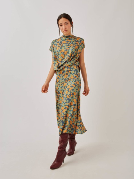 Falda de florecitas fondo azul 1118.762