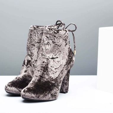 BOTÍN CALCETÍN TERCIOPELO PAULE_STC Unisa