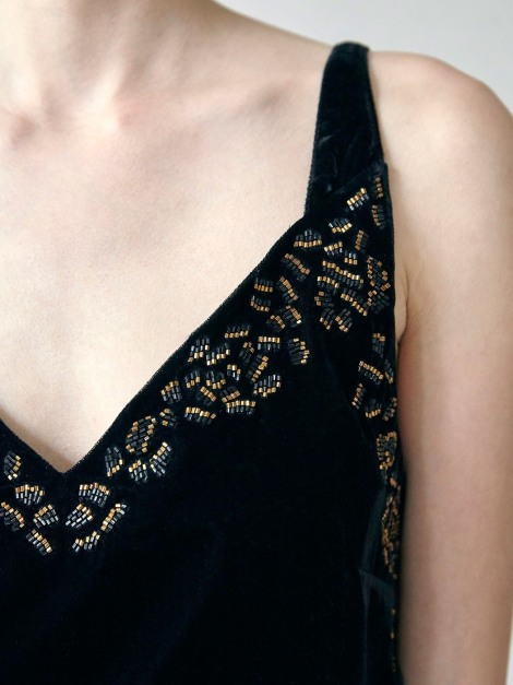 Top terciopelo detalle de cuentas TOP.6691.413