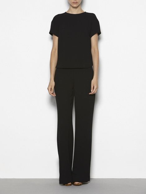 mono-largo-espalda-con-blondas-hoss