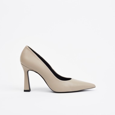 Dafne. Zapato Ezzio. 49664