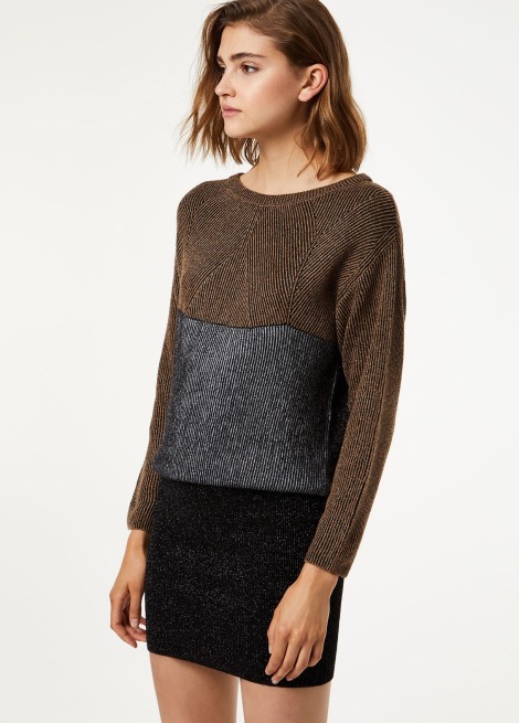 Vestido Corto Con Inserciones De Lurex  F69185