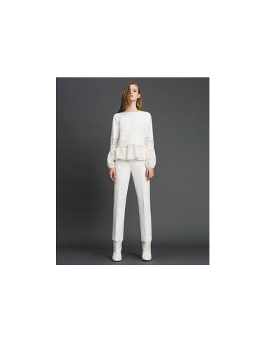 Pantalón cropped blanco con encaje 2210