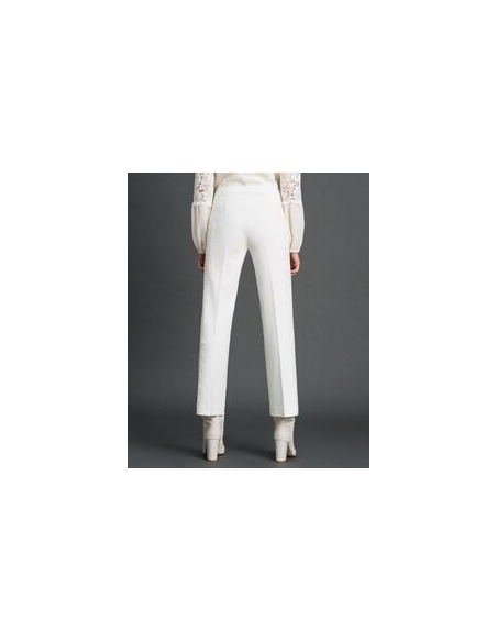 Pantalón cropped blanco con encaje 2210