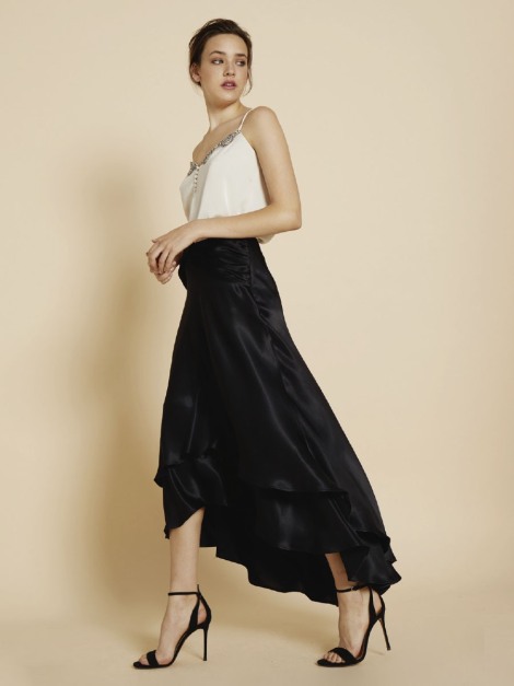 Falda Catalina negra