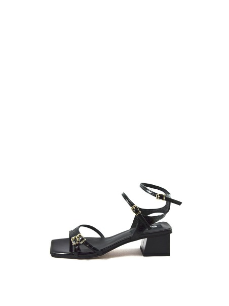 Sandalia Ezzio negra 52651 | Ezzio