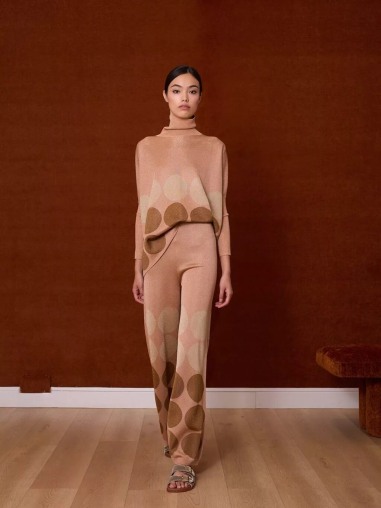 Pantalón de lurex rosa con lunares 6335 | IS COMING