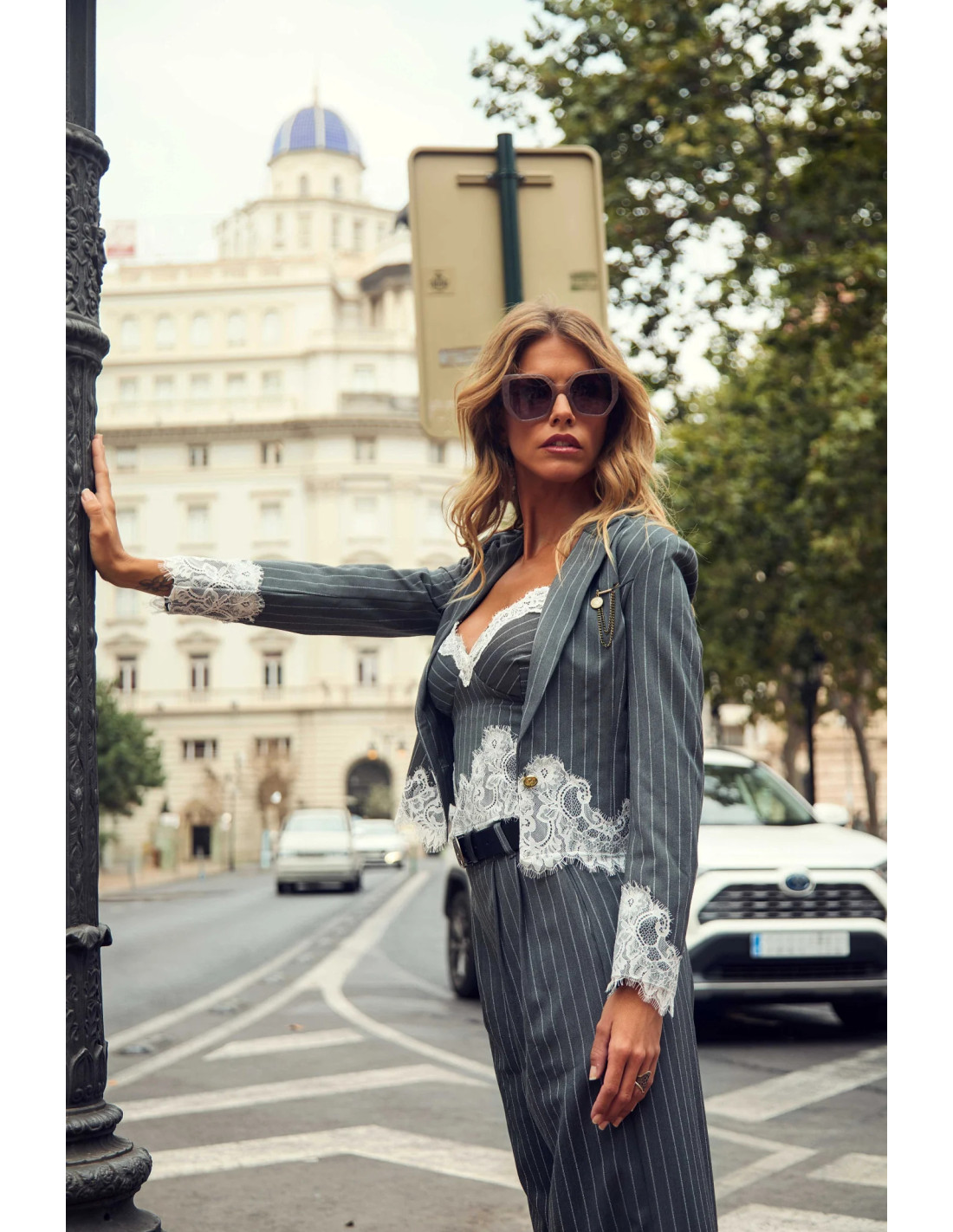 BLAZER CIANITA ( venta en conjunto con pantalón crisantemo) 2
