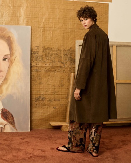 Abrigo de pana kaki 5251-301 | IS COMING